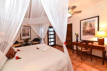 هتل Victoria House Resort & Spa