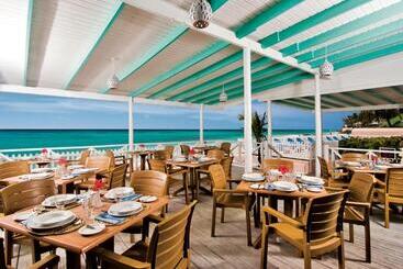 استراحتگاه Butterfly Beach