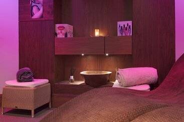 Ashford International Hotel & Spa