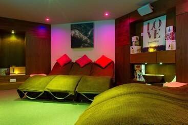 Ashford International Hotel & Spa