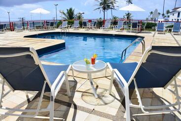 هتل Bahiamar