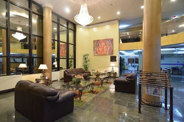 هتل House Inn Apart