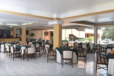 هتل House Inn Apart