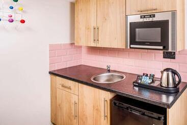 هتل Ibis Styles Bournemouth