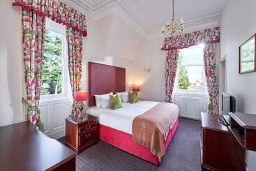 هتل Inverness Lochardil House