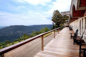בית מלון כפרי Laje De Pedra Mountain Villageprime