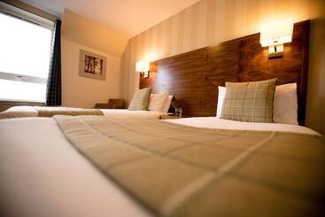 هتل Nevis Bank Inn