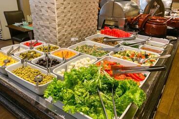 Roochelle Hotel By Nobile