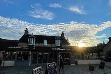 هتل The Balavoulin   Pub With Rooms