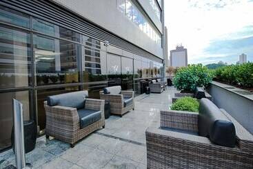 هتل Victoria Villa Curitiba By Nacional Inn