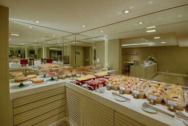 هتل Victoria Villa Curitiba By Nacional Inn