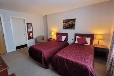 Cross Keys Hotel, Kelso