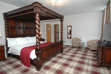Cross Keys Hotel, Kelso