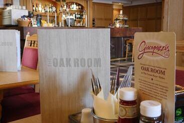 Cross Keys Hotel, Kelso