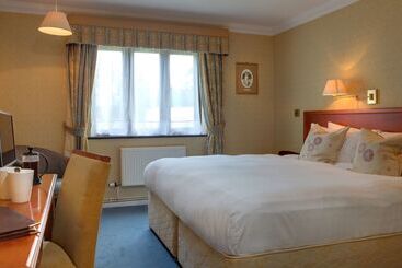 هتل Best Western Plus Grim S Dyke