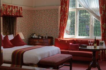 هتل Best Western Plus Grim S Dyke