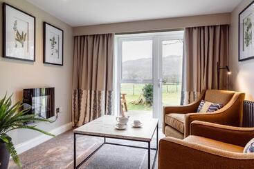 هتل Borrowdale Gates