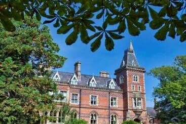 هتل Brownsover Hall