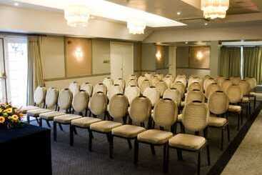 Buchanan Arms Hotel & Leisure, Sure Hotel Collection