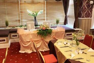 Celebrity Bournemouth East Cliff By Villare Hotels