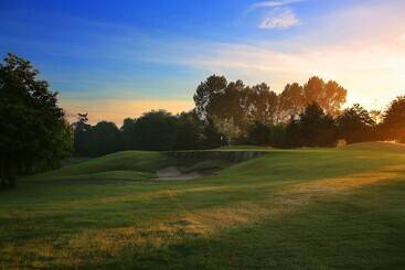 Dunston Hall Hotel, Spa & Golf Resort