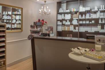 Dunston Hall Hotel, Spa & Golf Resort