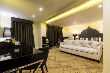 هتل Gleddoch Golf & Spa Resort