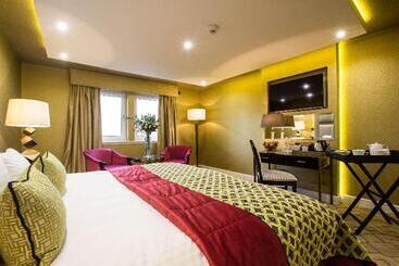 هتل Gleddoch Golf & Spa Resort