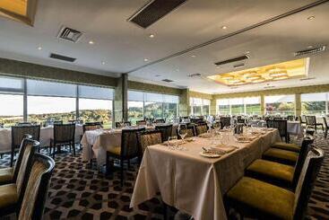 هتل Gleddoch Golf & Spa Resort