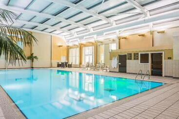 هتل Gleddoch Golf & Spa Resort