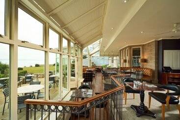 Golf View Hotel & Spa
