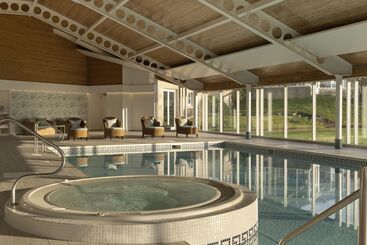 Golf View Hotel & Spa