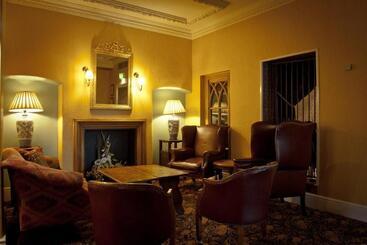 The Bull Hotel; Sure Hotel Collection By Best Western
