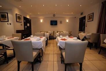 هتل The Premier Notting Hill