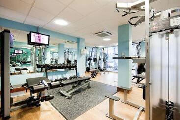 Novotel Cardiff Centre