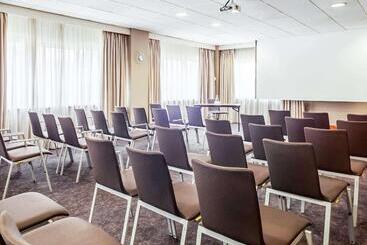 Novotel Cardiff Centre