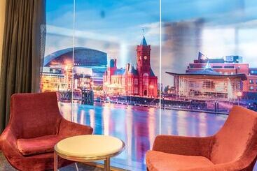 Novotel Cardiff Centre