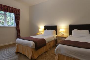 ホテル Brook Marston Farm