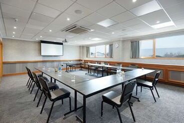 هتل Doubletree By Hilton Coventry