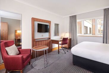 هتل Doubletree By Hilton Coventry