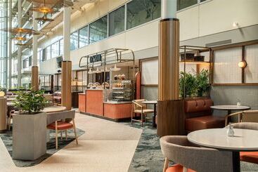 هتل Hilton London Heathrow Airport