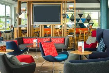 هتل Holiday Inn Express Burton On Trent, An Ihg