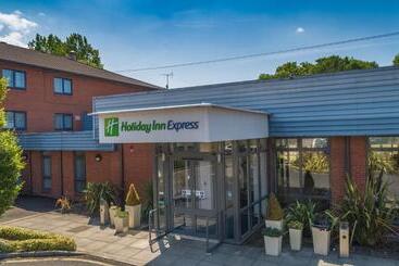 هتل Holiday Inn Express Preston South, An Ihg