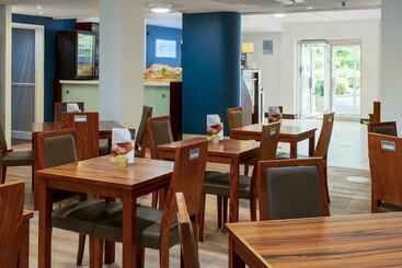 هتل Holiday Inn Express York, An Ihg