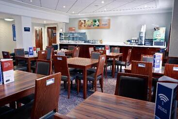 هتل Holiday Inn Express York, An Ihg