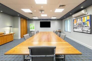 هتل Holiday Inn Oxford, An Ihg