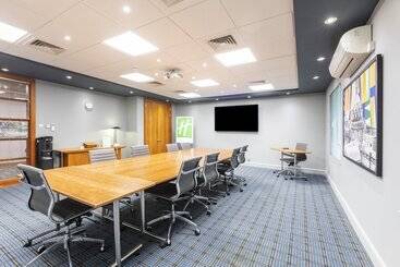 هتل Holiday Inn Oxford, An Ihg