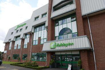 בית מלון כפרי Holiday Inn Wolverhampton   Racecourse, An Ihg