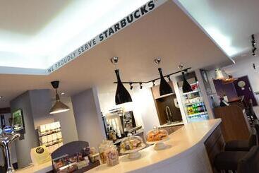 בית מלון כפרי Holiday Inn Wolverhampton   Racecourse, An Ihg