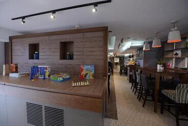 בית מלון כפרי Holiday Inn Wolverhampton   Racecourse, An Ihg